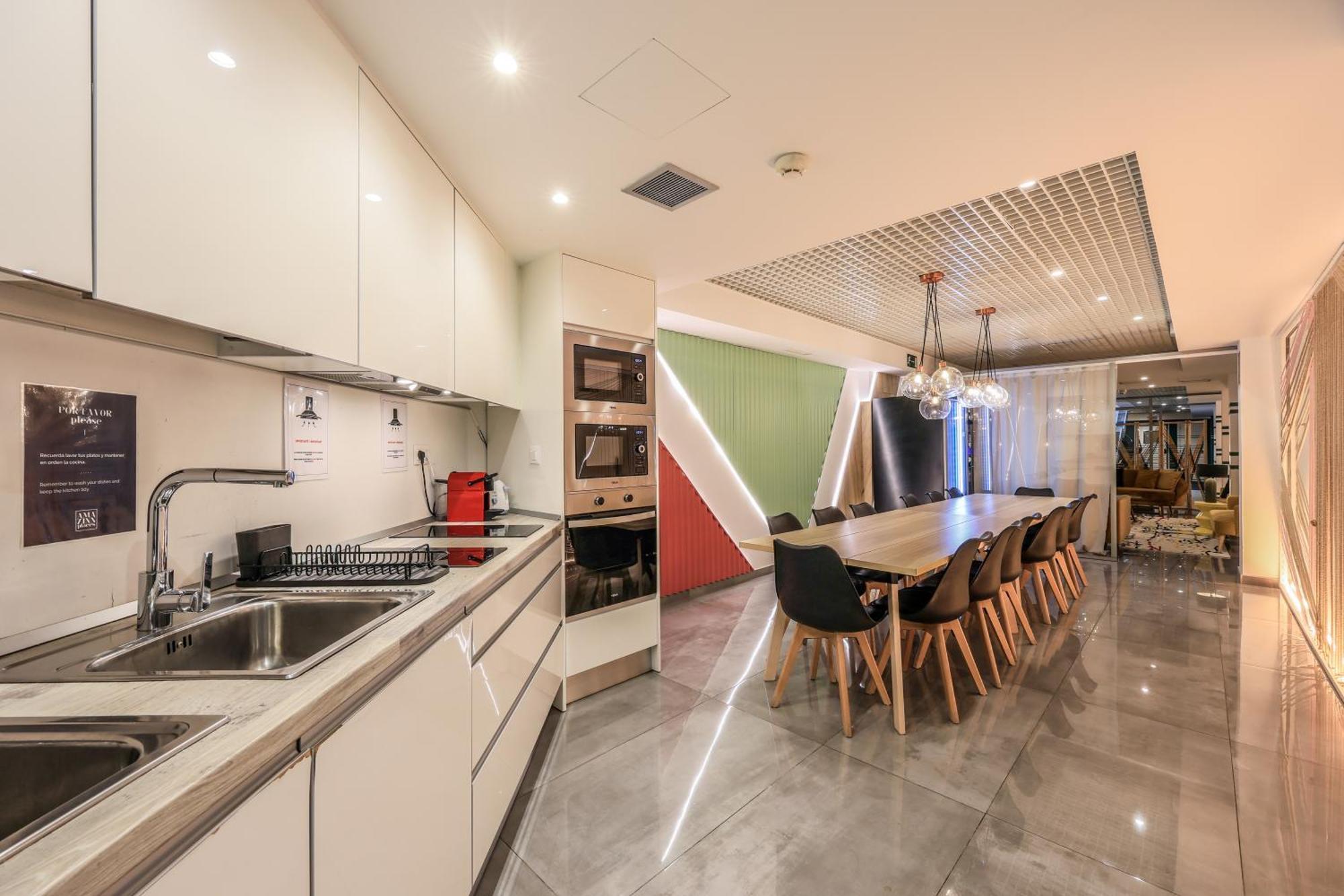 Amazinn Places Blasco De Garay 105 Madrid Esterno foto